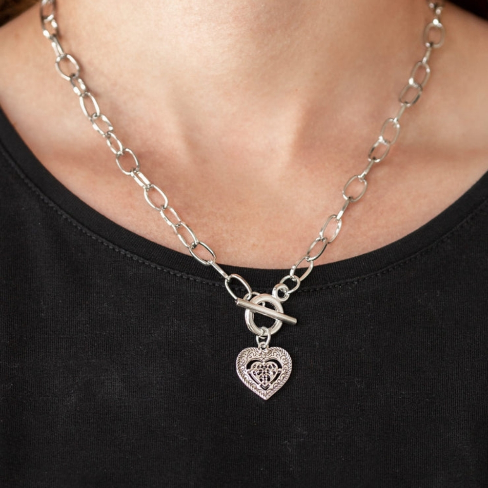SAY NO AMOUR SILVER NECKLACE/EARRING SET